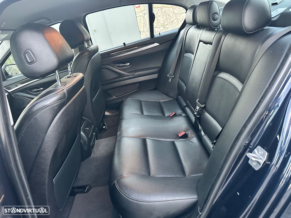 BMW 520 d Line Luxury Auto - 35