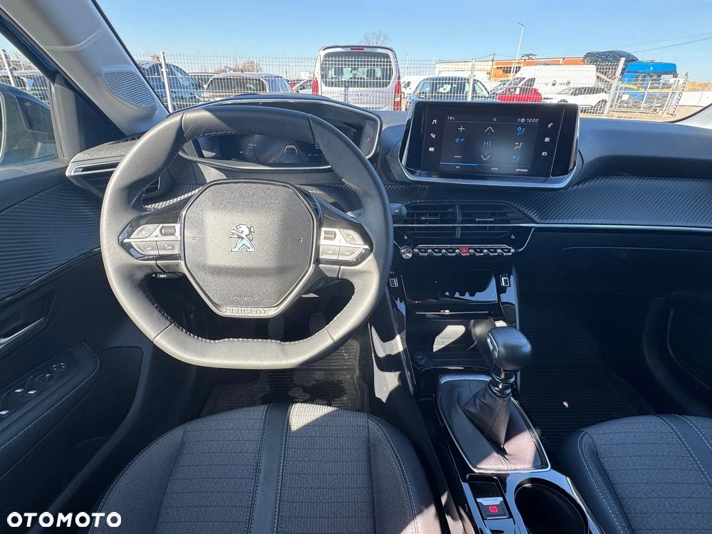 Peugeot 208 1.2 PureTech Allure S&S - 11