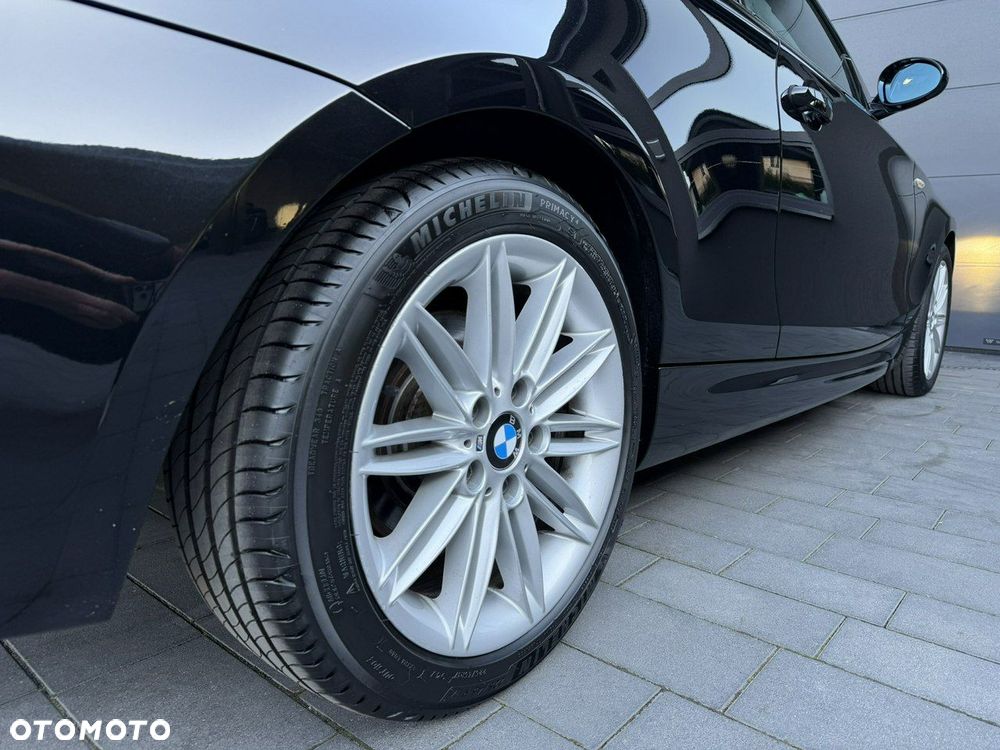 BMW Seria 1 120d Limited Edition Lifestyle mit M Sportpaket - 11