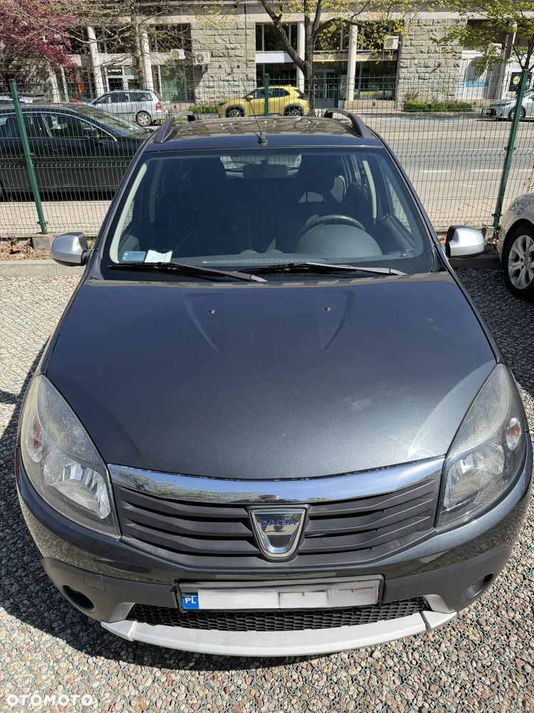 Dacia Sandero - 4