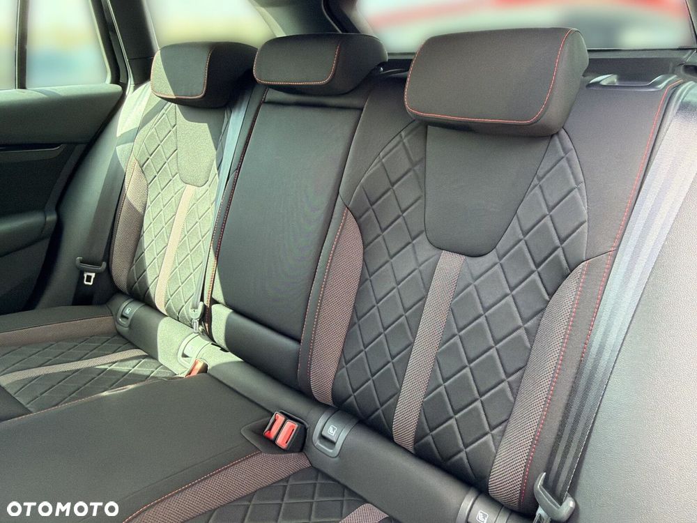 Skoda Octavia 2.0 TDI RS DSG - 18