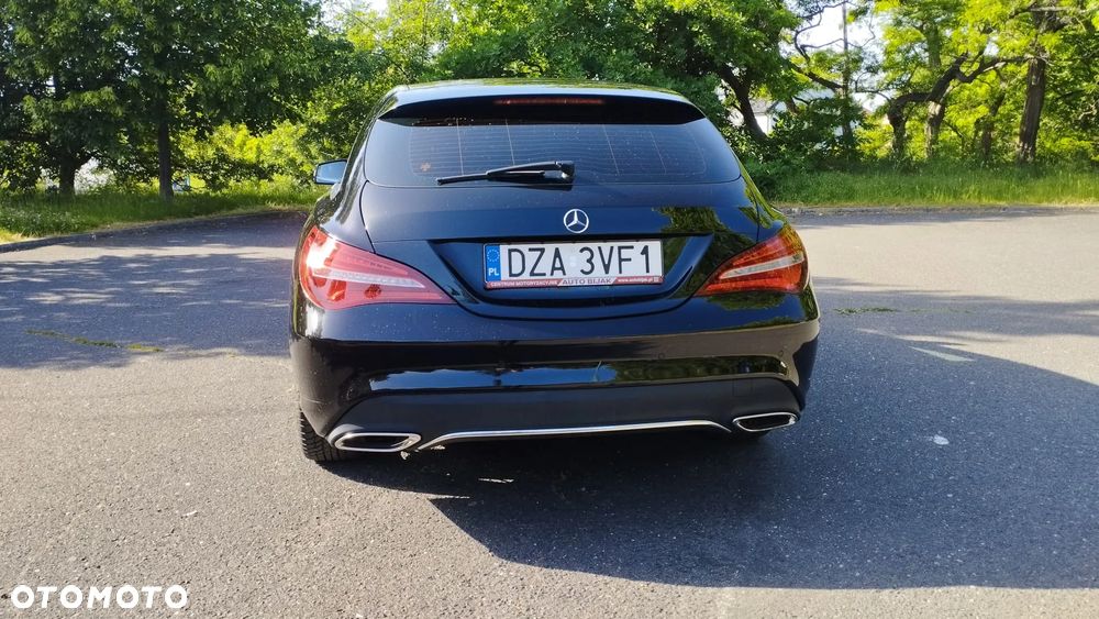 Mercedes-Benz CLA 180 7G-DCT - 5
