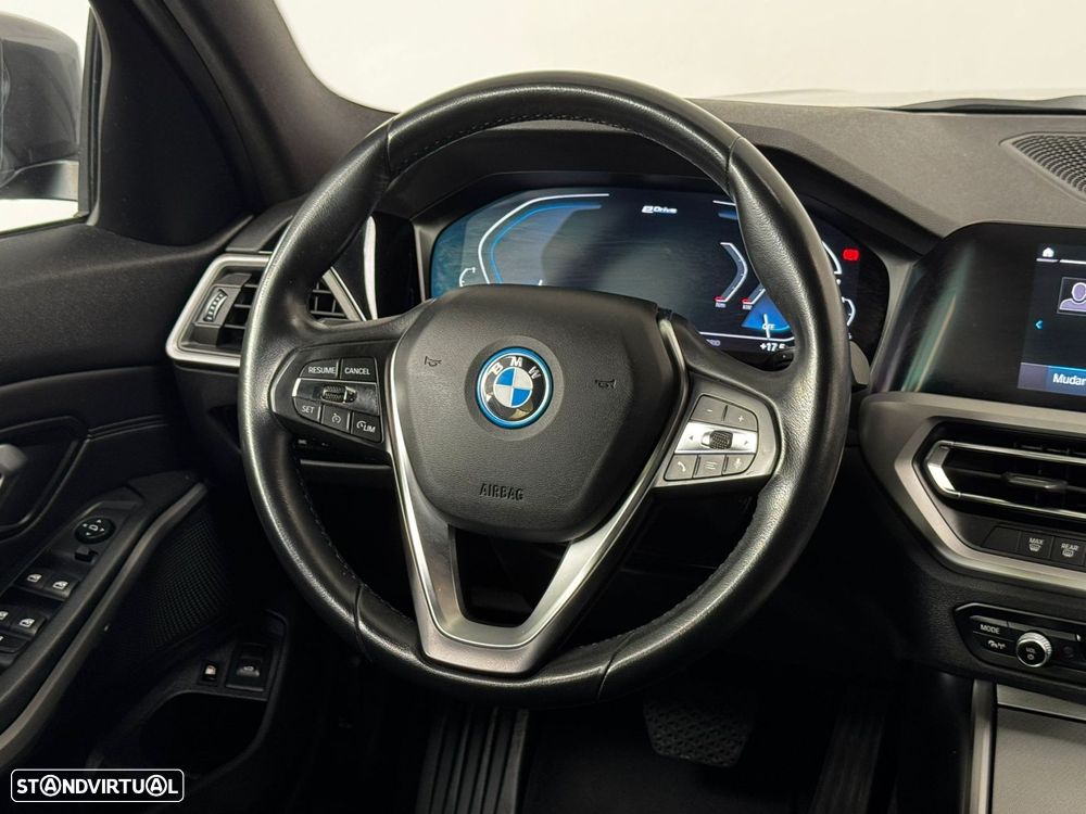 BMW 320 - 29