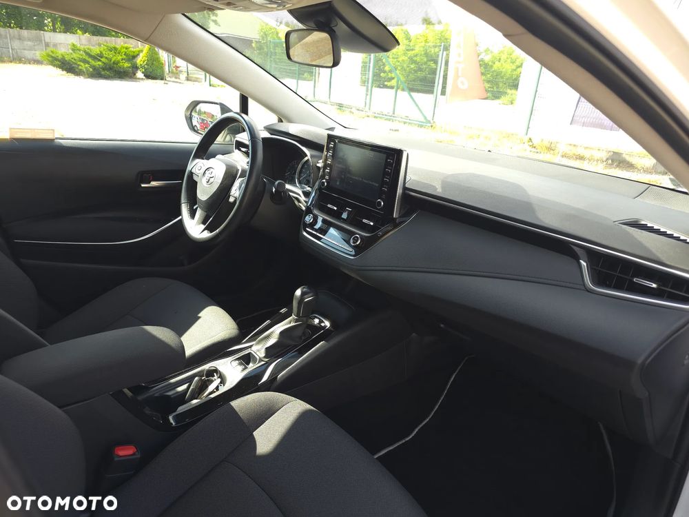 Toyota Corolla 1.8 Hybrid Comfort - 13