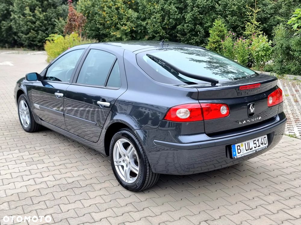 Renault Laguna - 3