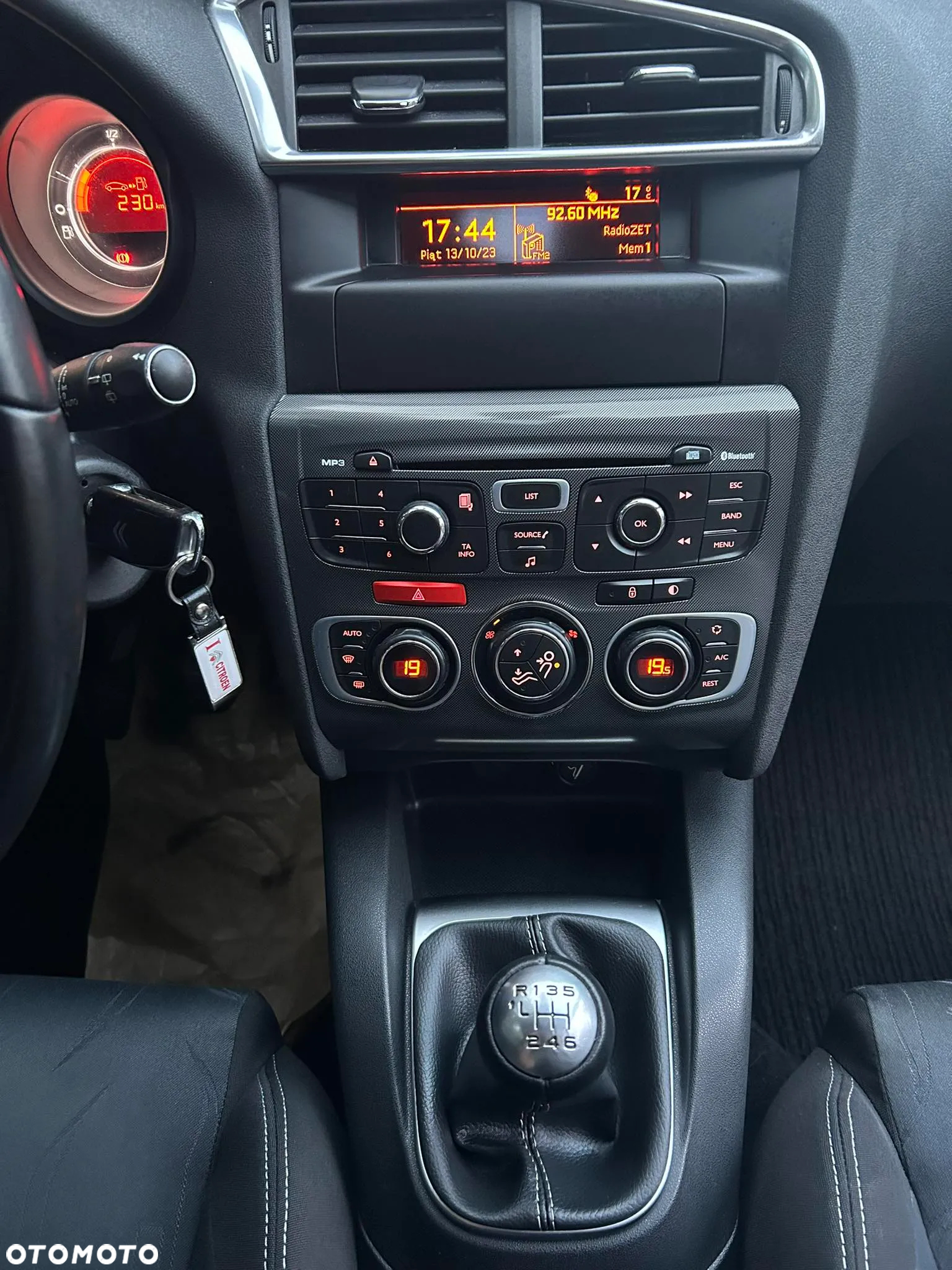 Citroën C4 1.6 HDi Attraction - 13