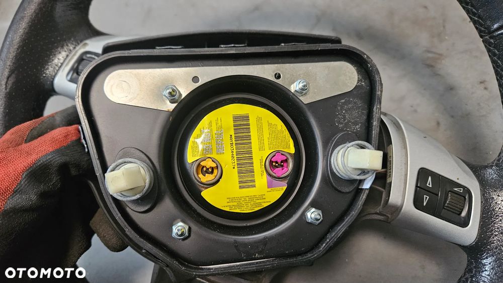 Kierownica multifunkcyjna skórzana airbag Opel Vectra C 2005r - 7