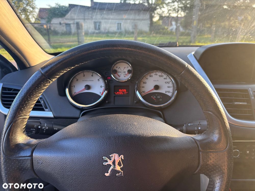 Peugeot 207 1.6 - 6