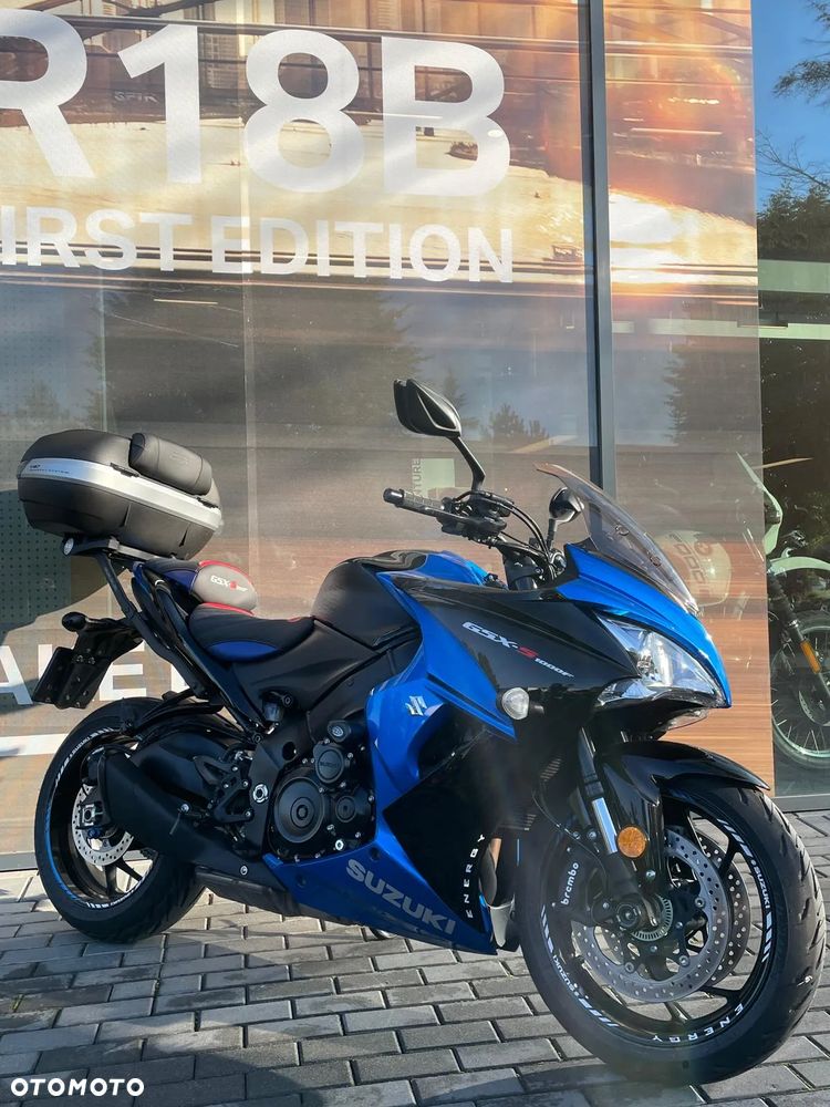 Suzuki GSX 1000 - 3