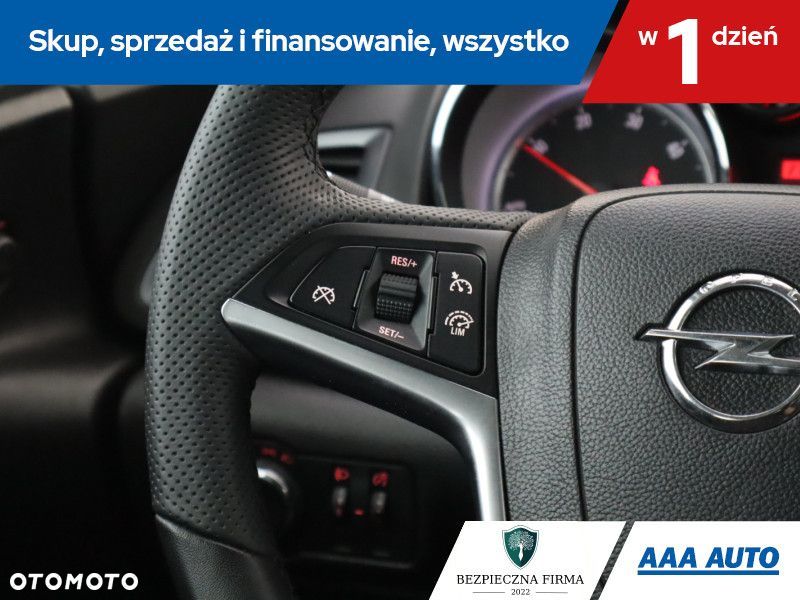 Opel Astra - 18