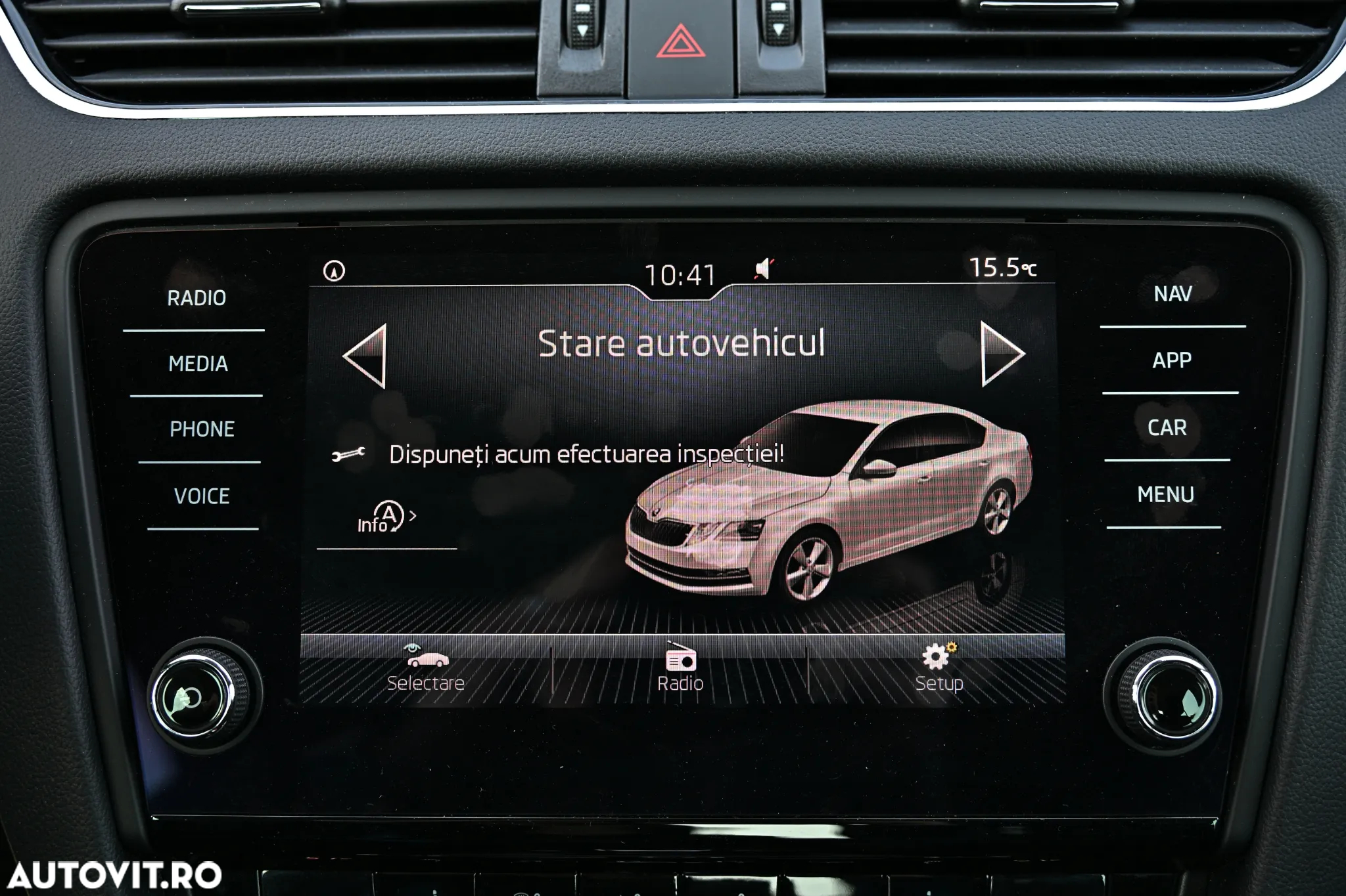 Skoda Octavia 2.0 TDI DSG Style - 32