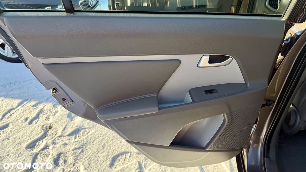 Kia Sportage 1.6 GDI M 2WD - 11