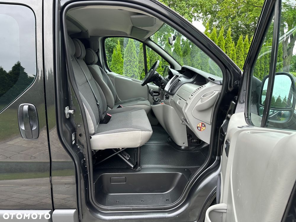 Renault Trafic - 10