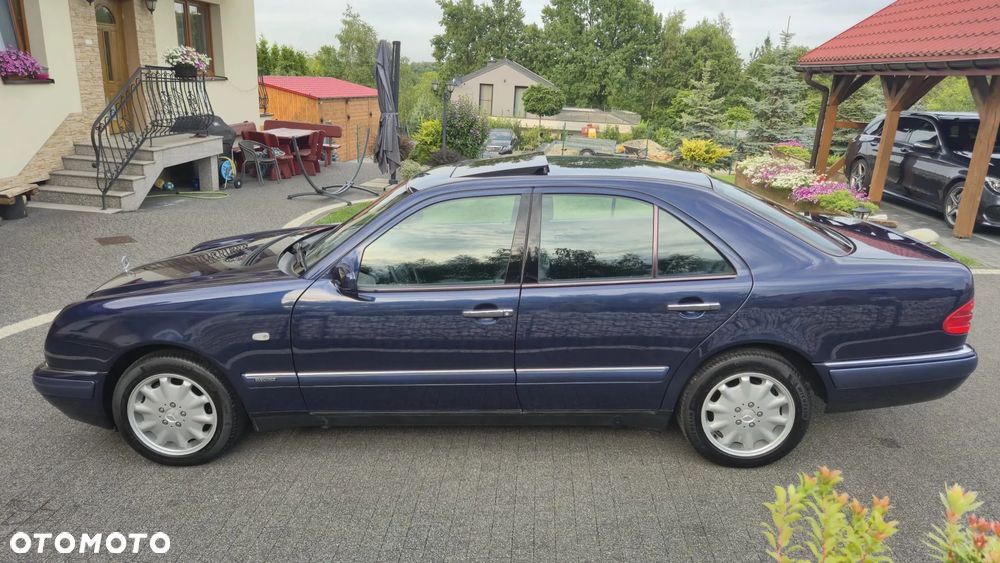 Mercedes-Benz Klasa E 320 Elegance - 7