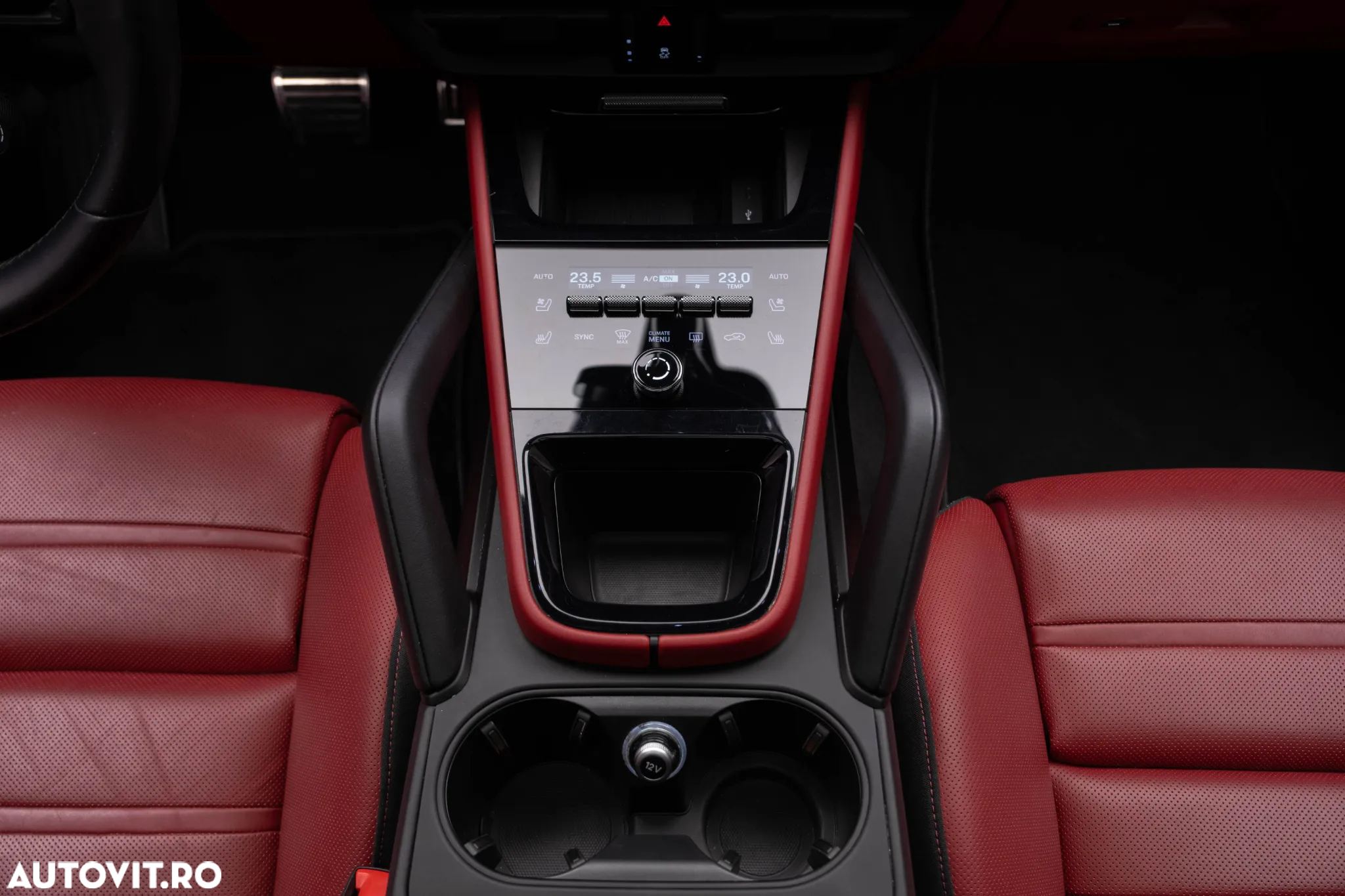 Porsche Cayenne S - 31
