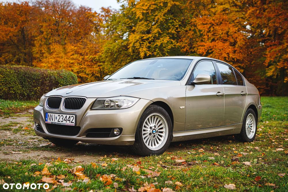BMW Seria 3 318i - 6