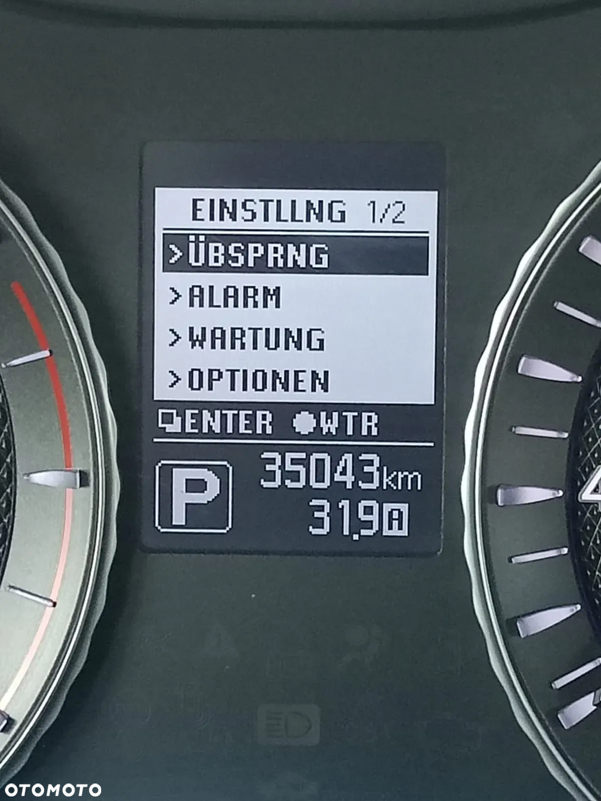 Infiniti Q70 2.2d - 17