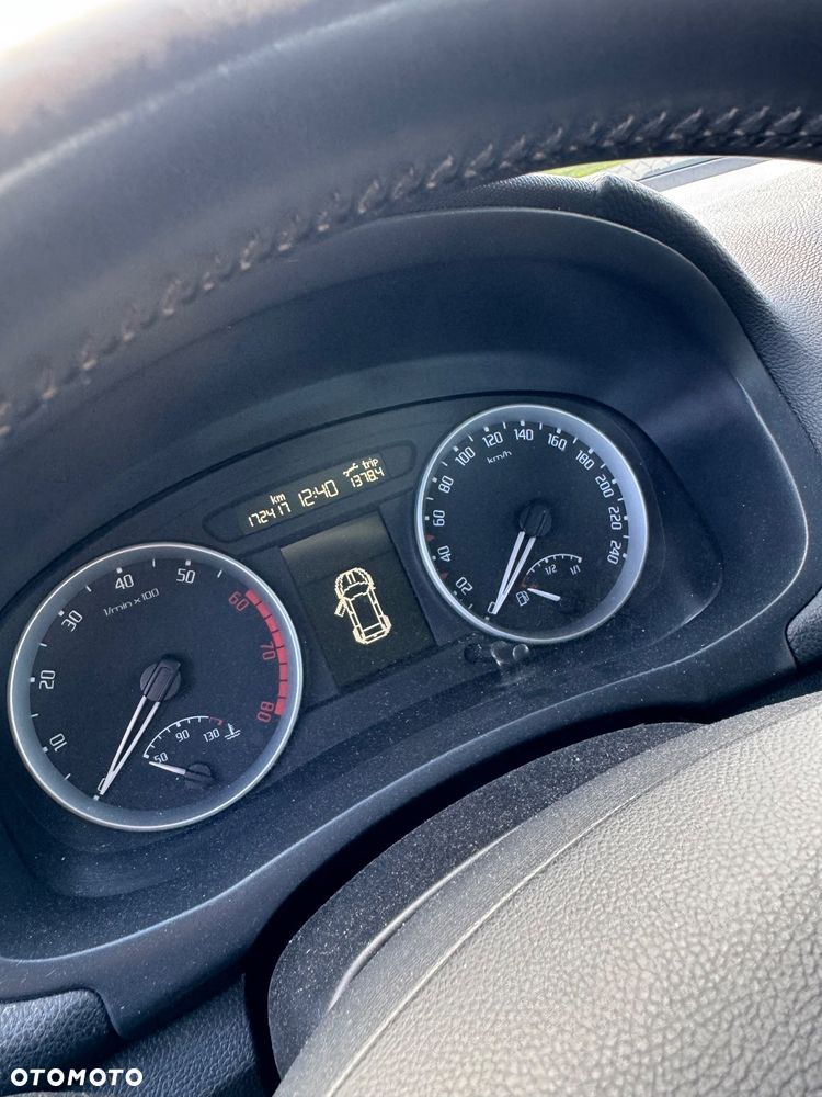 Skoda Roomster 1.4 16V - 8