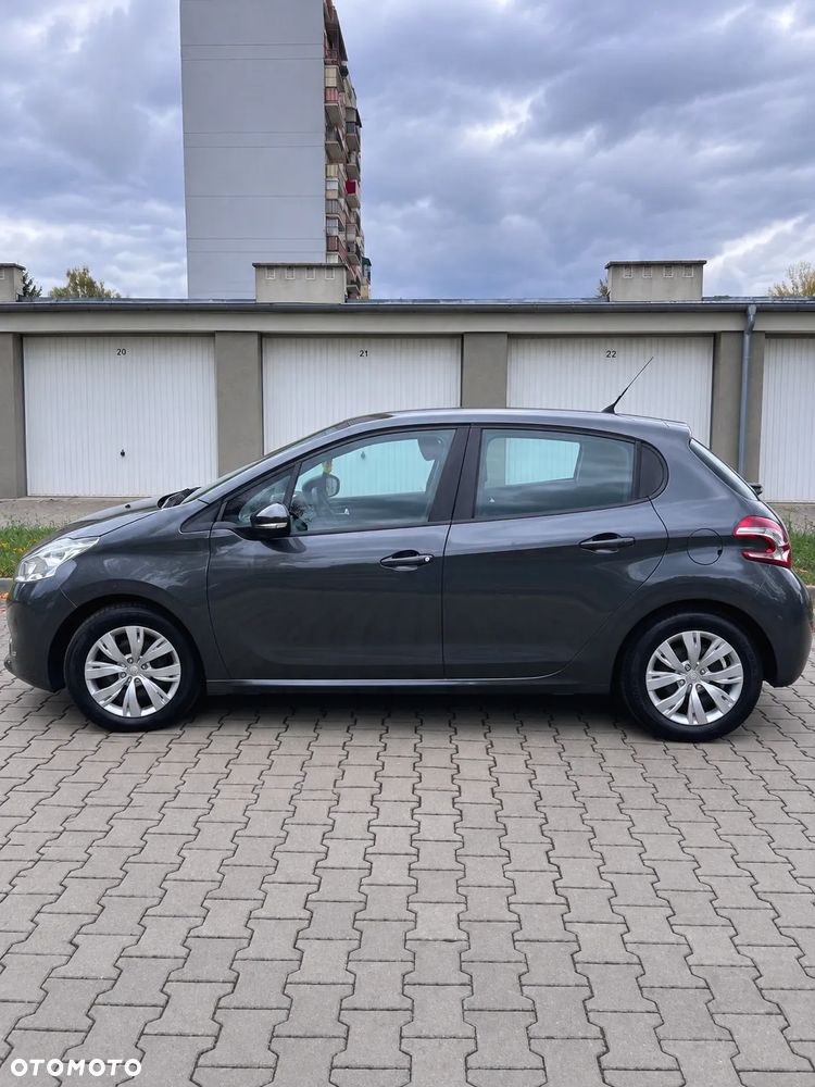 Peugeot 208 1.2 VTi Allure - 4