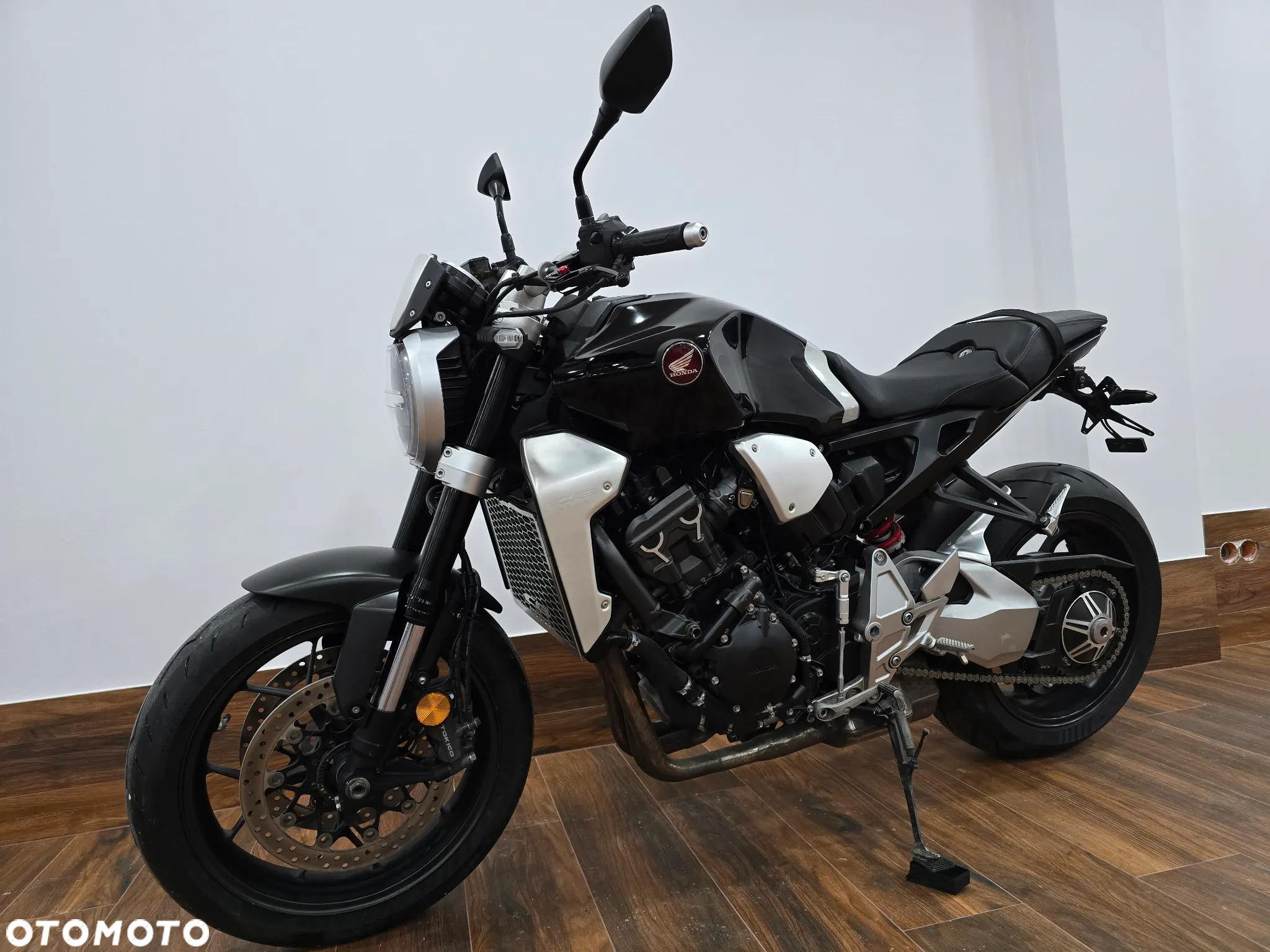 Honda CB - 2