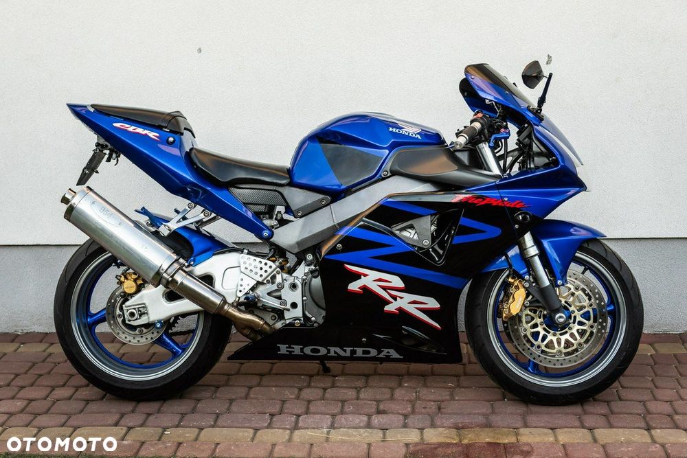 Honda CBR - 3
