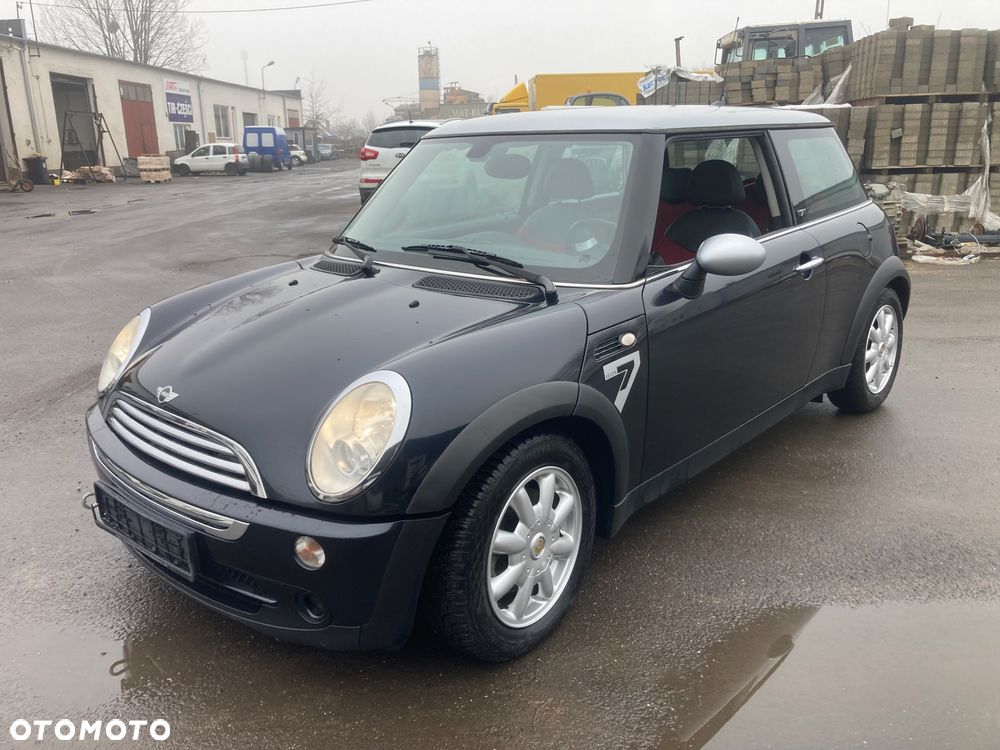 MINI Cooper Seven - 1