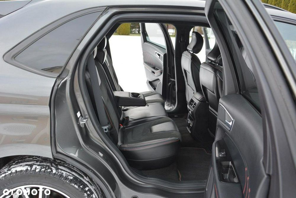 Ford Edge 2.0 EcoBlue Bi-Turbo 4x4 ST-LINE - 17