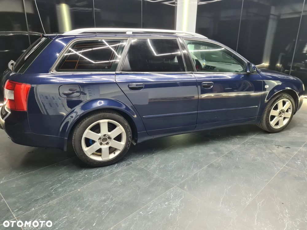 Audi A4 Avant - 8