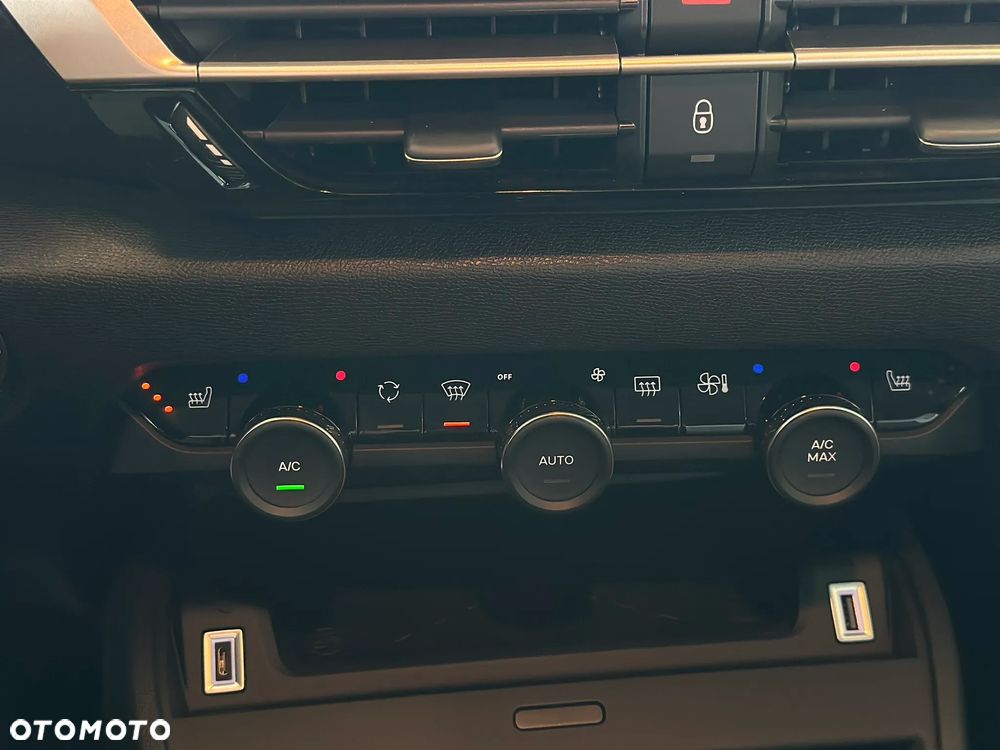 Citroën C4X 1.2 PureTech Max S&S EAT8 - 18