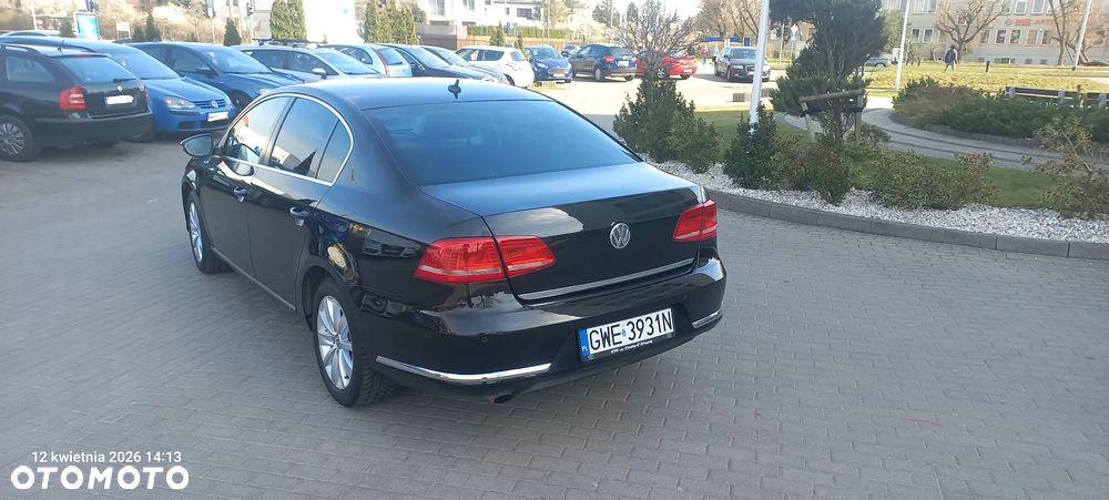 Volkswagen Passat 1.6 TDI BlueMotion Technology Highline - 22