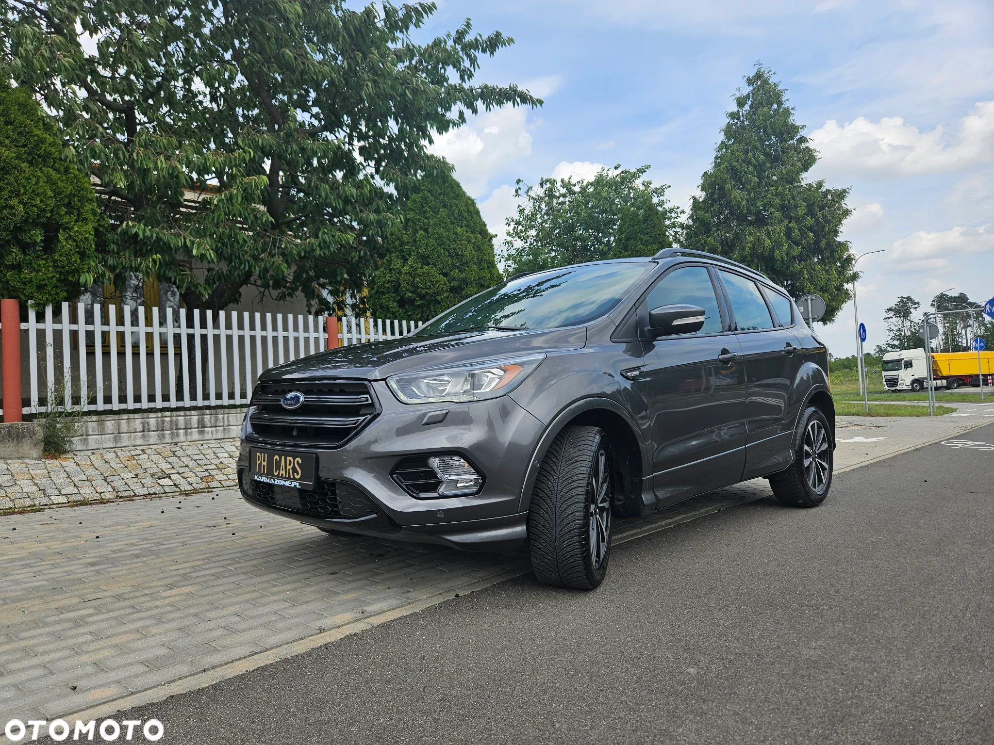 Ford Kuga 1.5 EcoBoost 2x4 ST-Line - 38