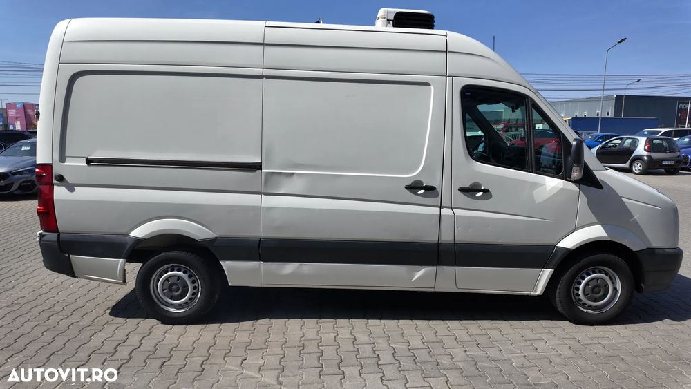 Volkswagen CRAFTER - 8