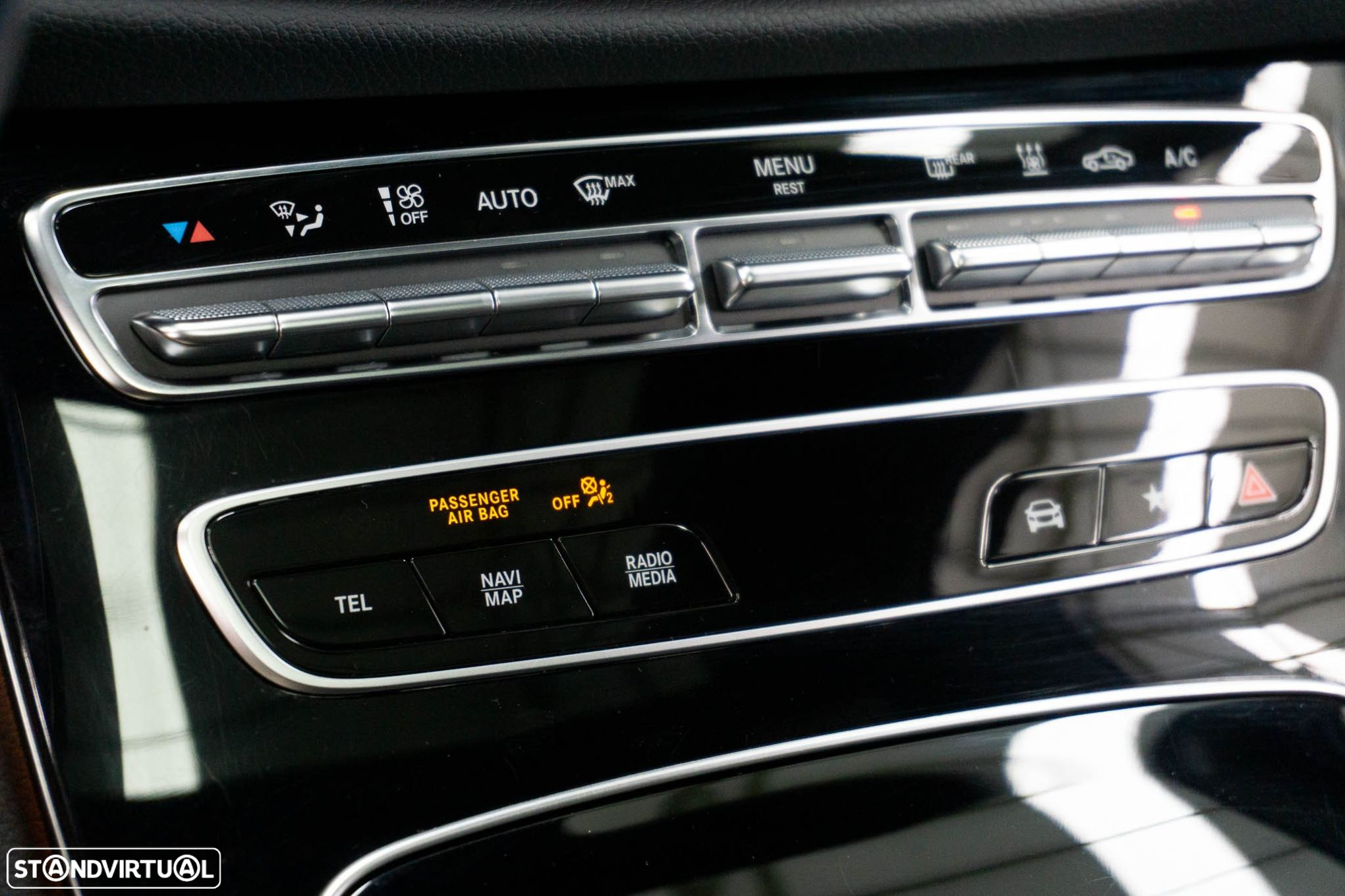 Mercedes-Benz E 300 de AMG Line - 25