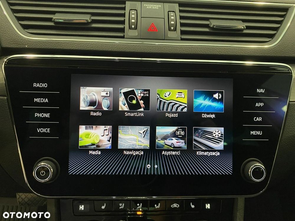 Skoda Superb 2.0 TDI SCR Style DSG - 20