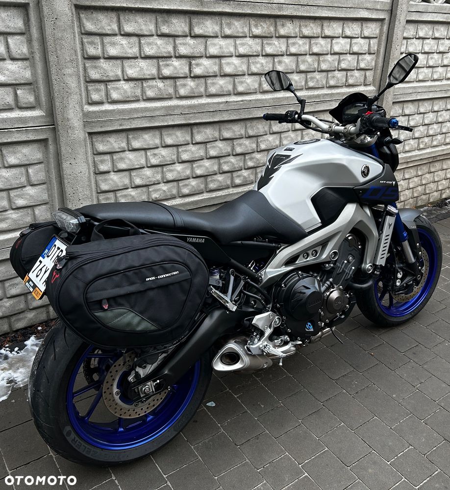 Yamaha MT - 3
