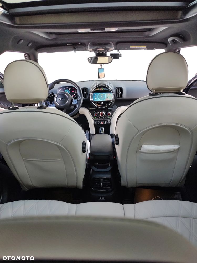 MINI John Cooper Works ALL4 sport - 21