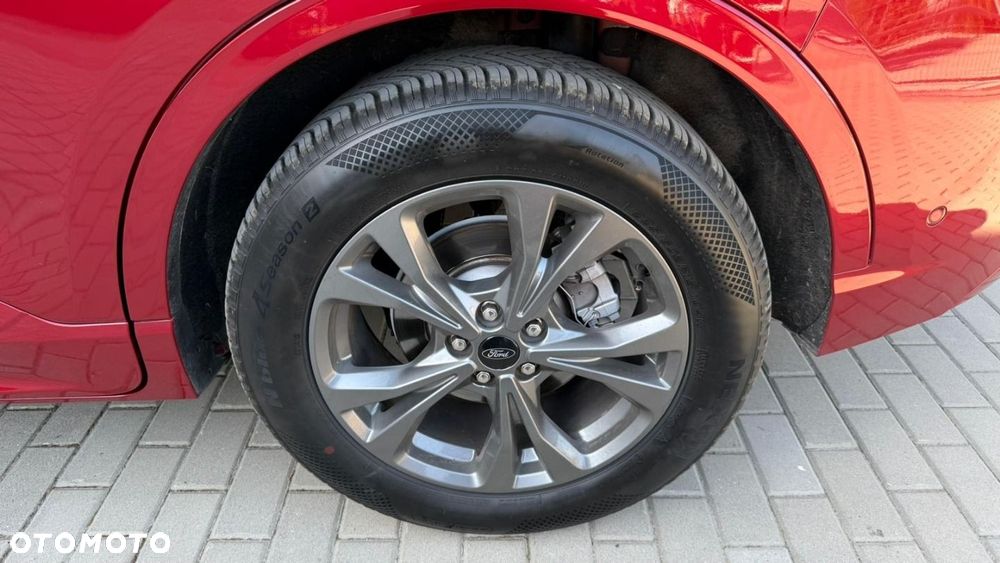 Ford Kuga 2.0 EcoBlue AWD ST-Line - 40