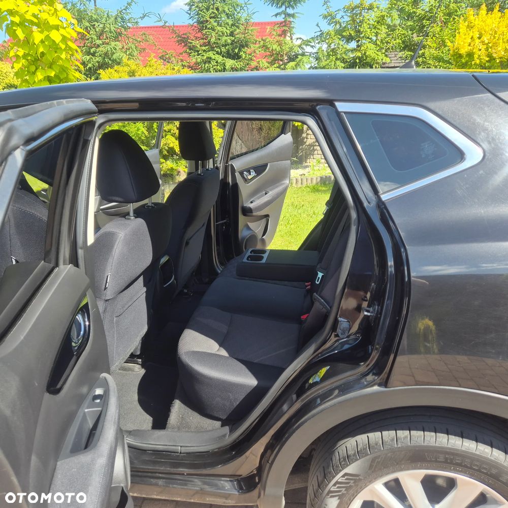 Nissan Qashqai 1.6 dCi 4 x 4 DPF Start/Stop tekna - 14