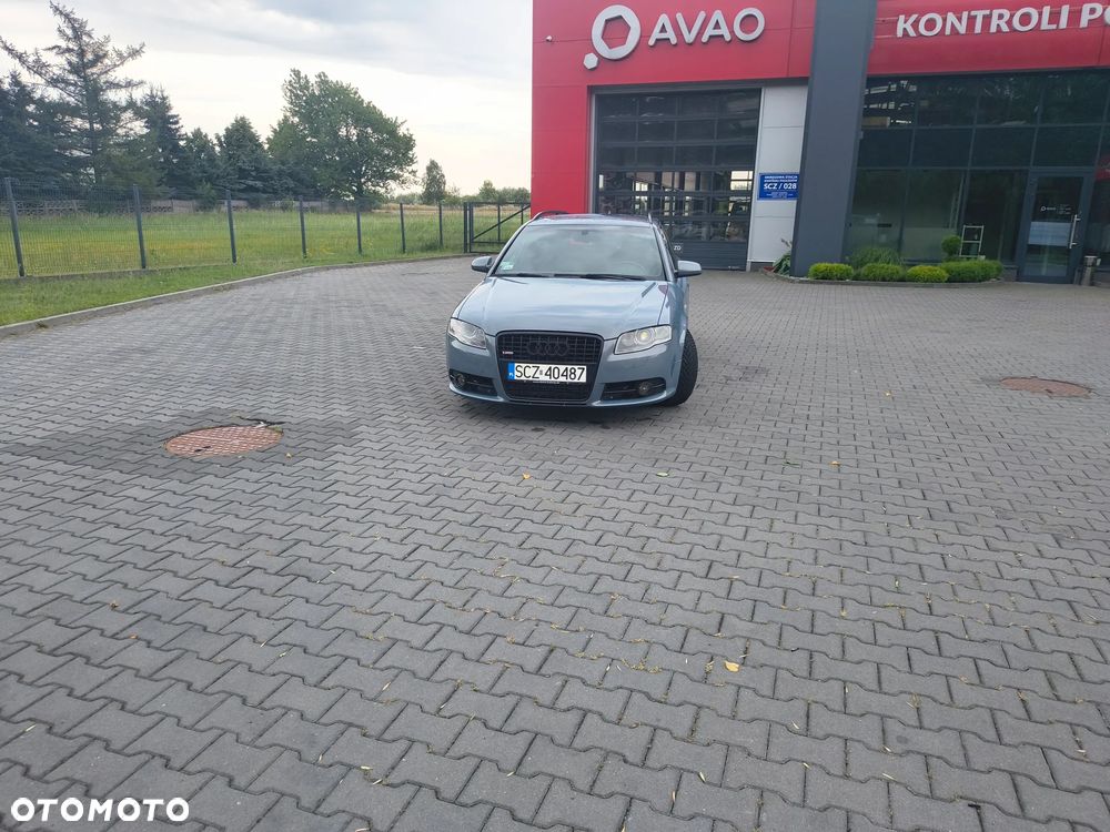 Audi A4 Avant - 1