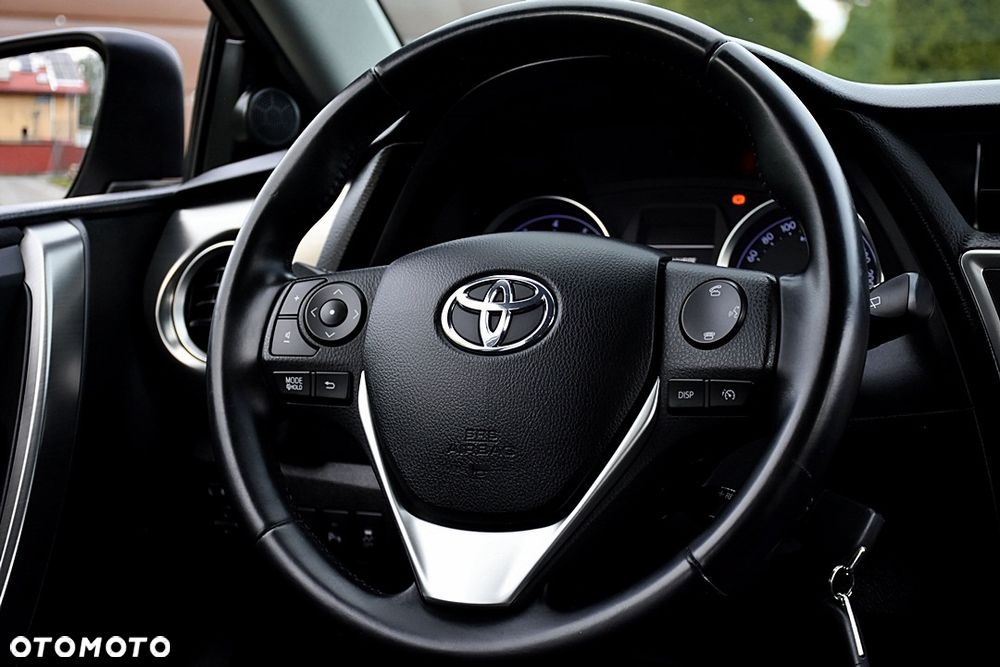Toyota Auris 1.6 Executive - 20