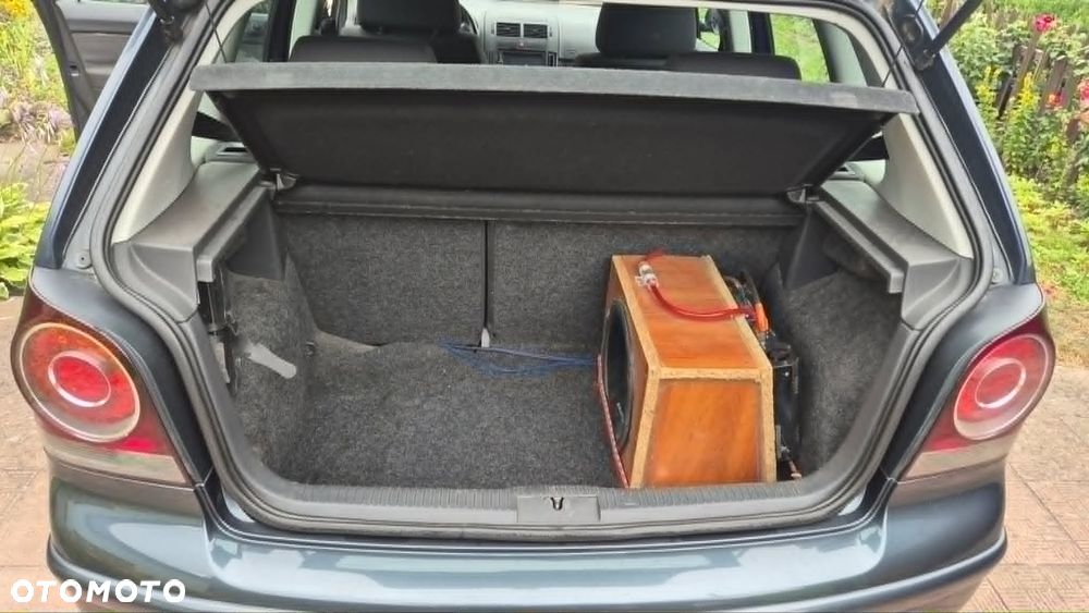 Volkswagen Polo 1.4 16V Trendline - 7