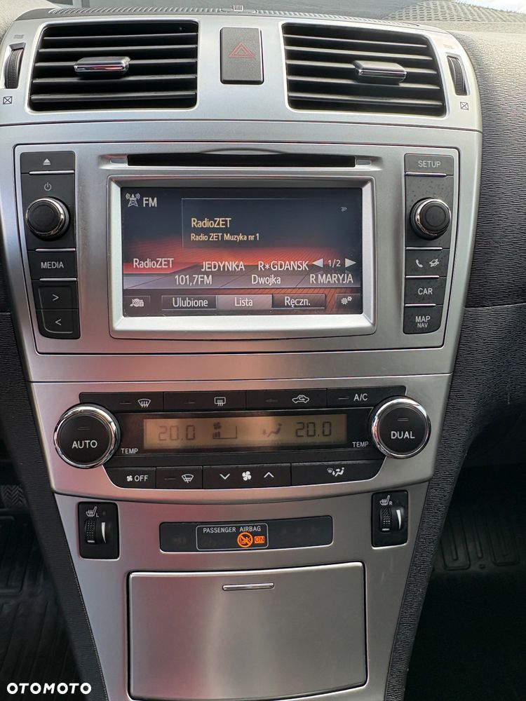 Toyota Avensis 1.8 Sol NAVI - 13