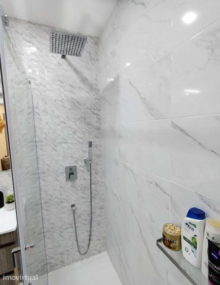 Apartamento t2 à venda na Rua Nuno Tristão, 21 - Grande imagem: 2/26