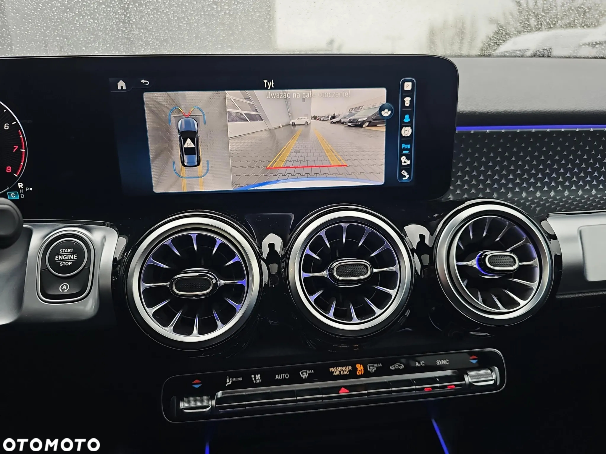 Mercedes-Benz GLB 200 7G-DCT AMG Line - 16