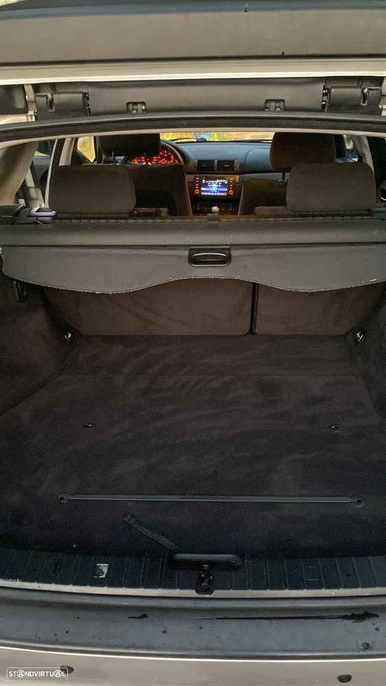 BMW 320 d Touring - 7