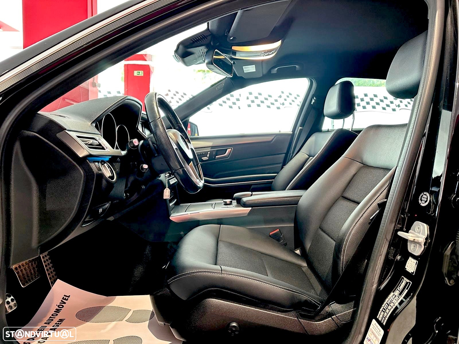 Mercedes-Benz E 300 Bluetec Hybrid Avantgarde 107g - 11
