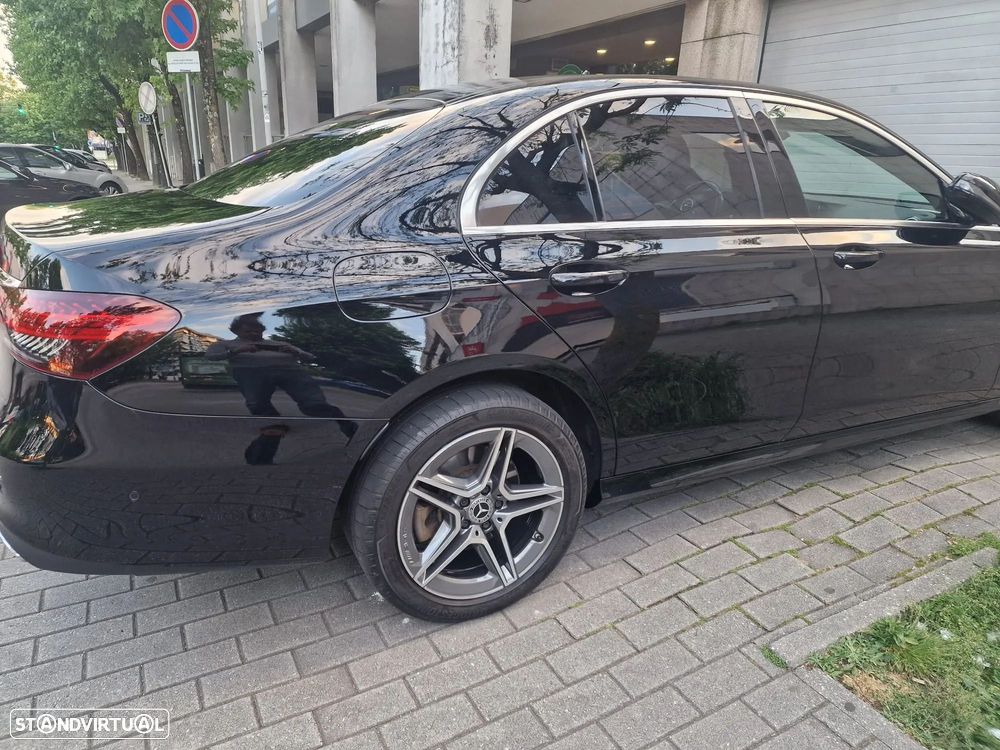 Mercedes-Benz E 300 de AMG Line - 9