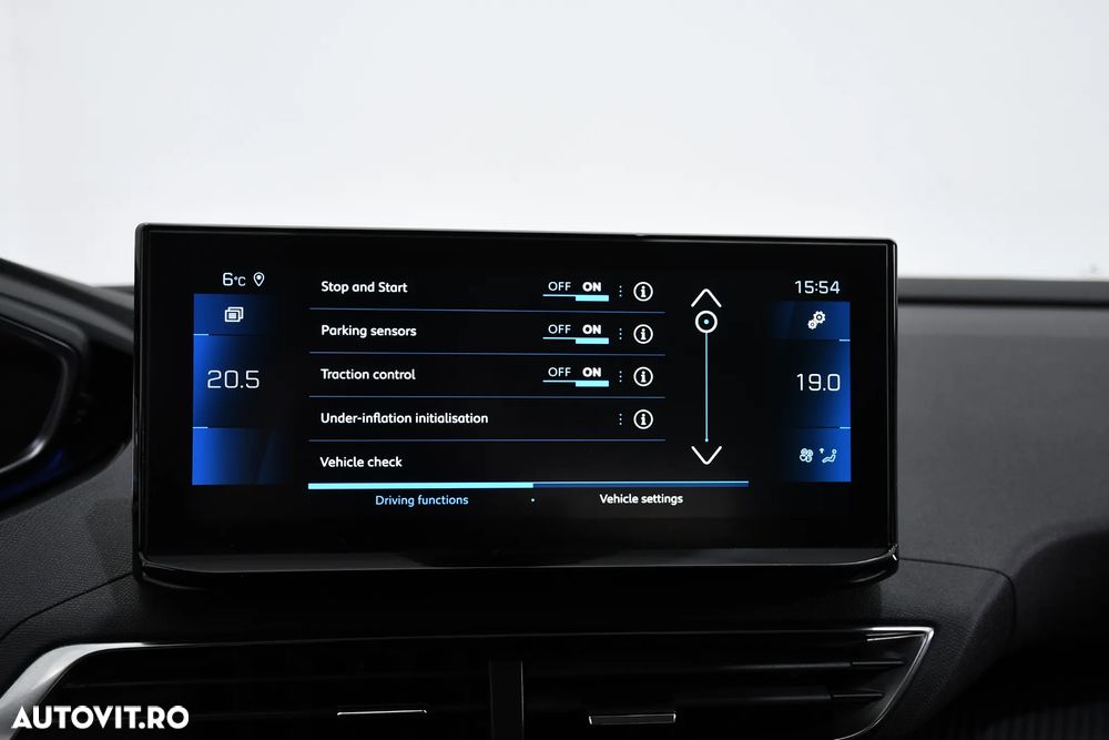 Peugeot 3008 1.2 PureTech Turbo S&S EAT6 Allure - 17