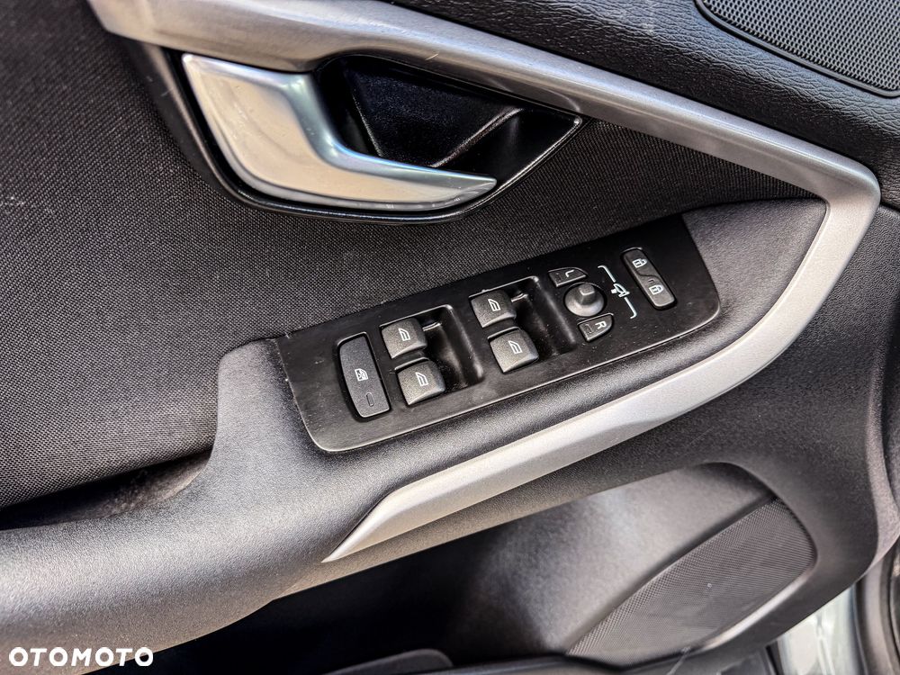 Volvo V40 D2 Drive-E Base - 29