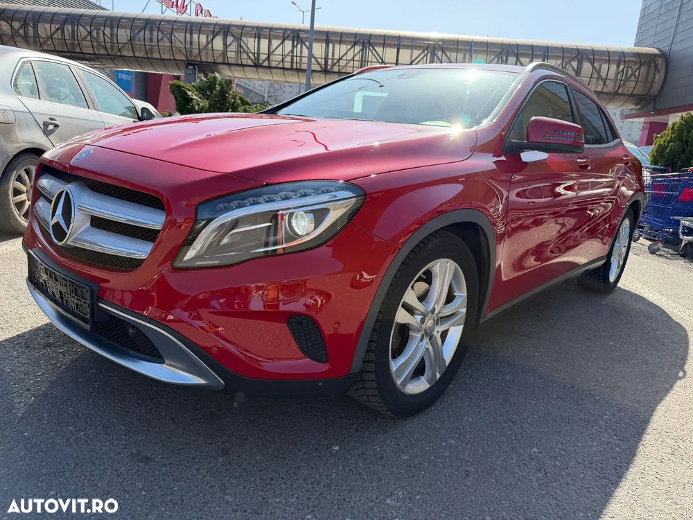Mercedes-Benz GLA - 2